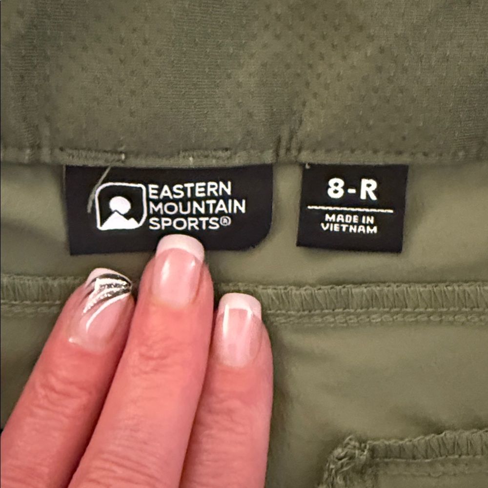 Eastern Mountain Sports Women’s Green Cargo Pants-8R - Picture 5 of 13